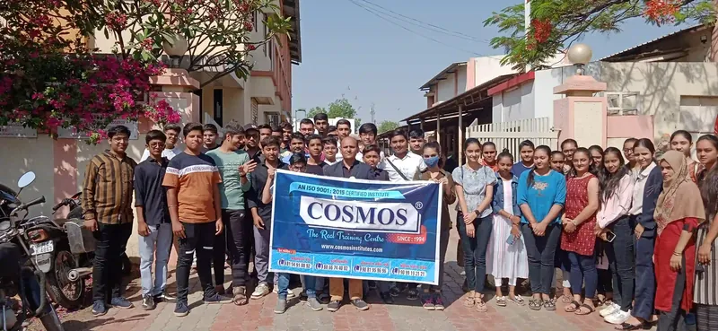 Cosmos students visiting Mahesh Twisto for industrial machinery learning experience