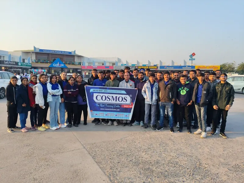 Cosmos students visiting 108 Emergency Headquarters Ahmedabad