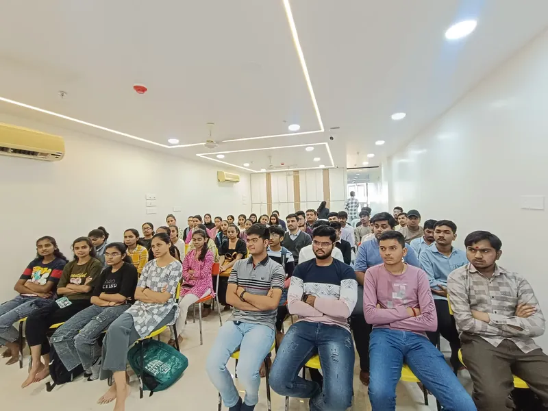 Cosmos students attended personality development lecture by industry expert