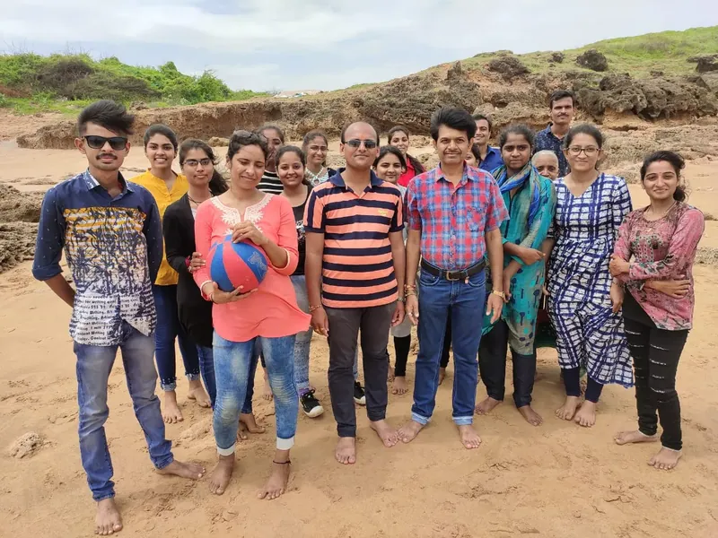 Cosmos Computer staff enjoying a holiday trip to Gopnath